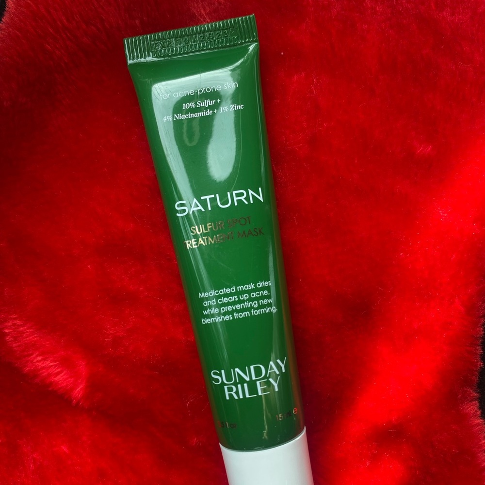Sunday Riley Saturn Sulfur + Niacinamide Spot Treatment Mask